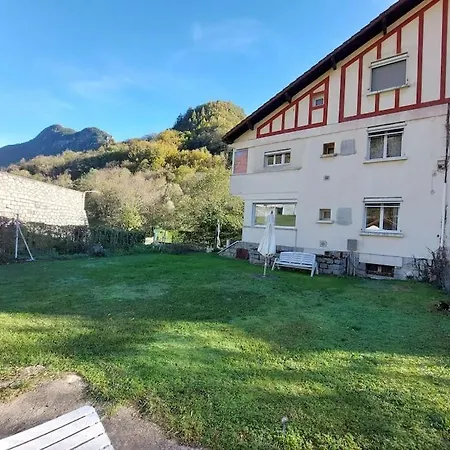 Beau Jardin Proche Randonnee Calme Plain Pied * Auzat