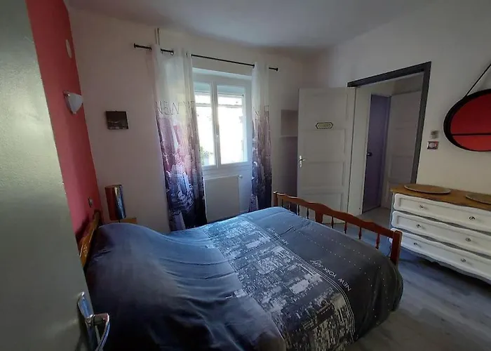 Beau Jardin Proche Randonnée Calme Plain Pied Auzat